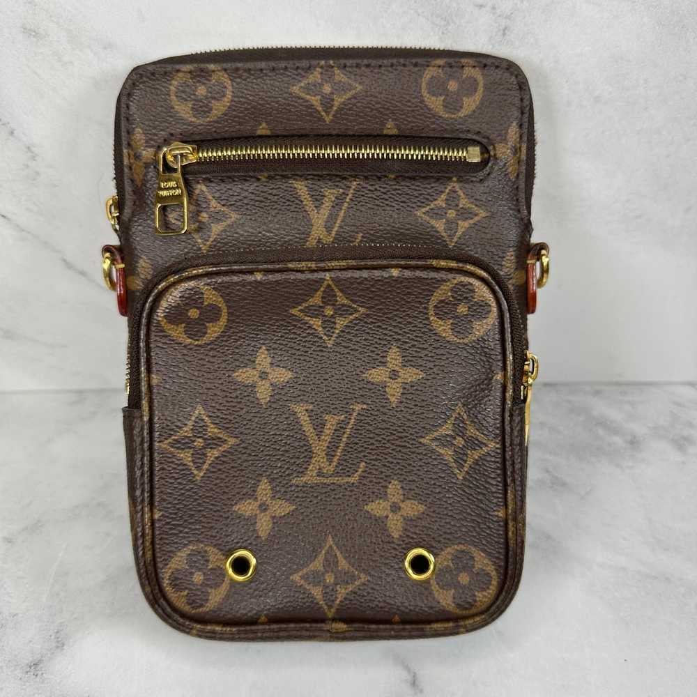 Louis Vuitton Louis Vuitton Utility Phone Sleeve … - image 7