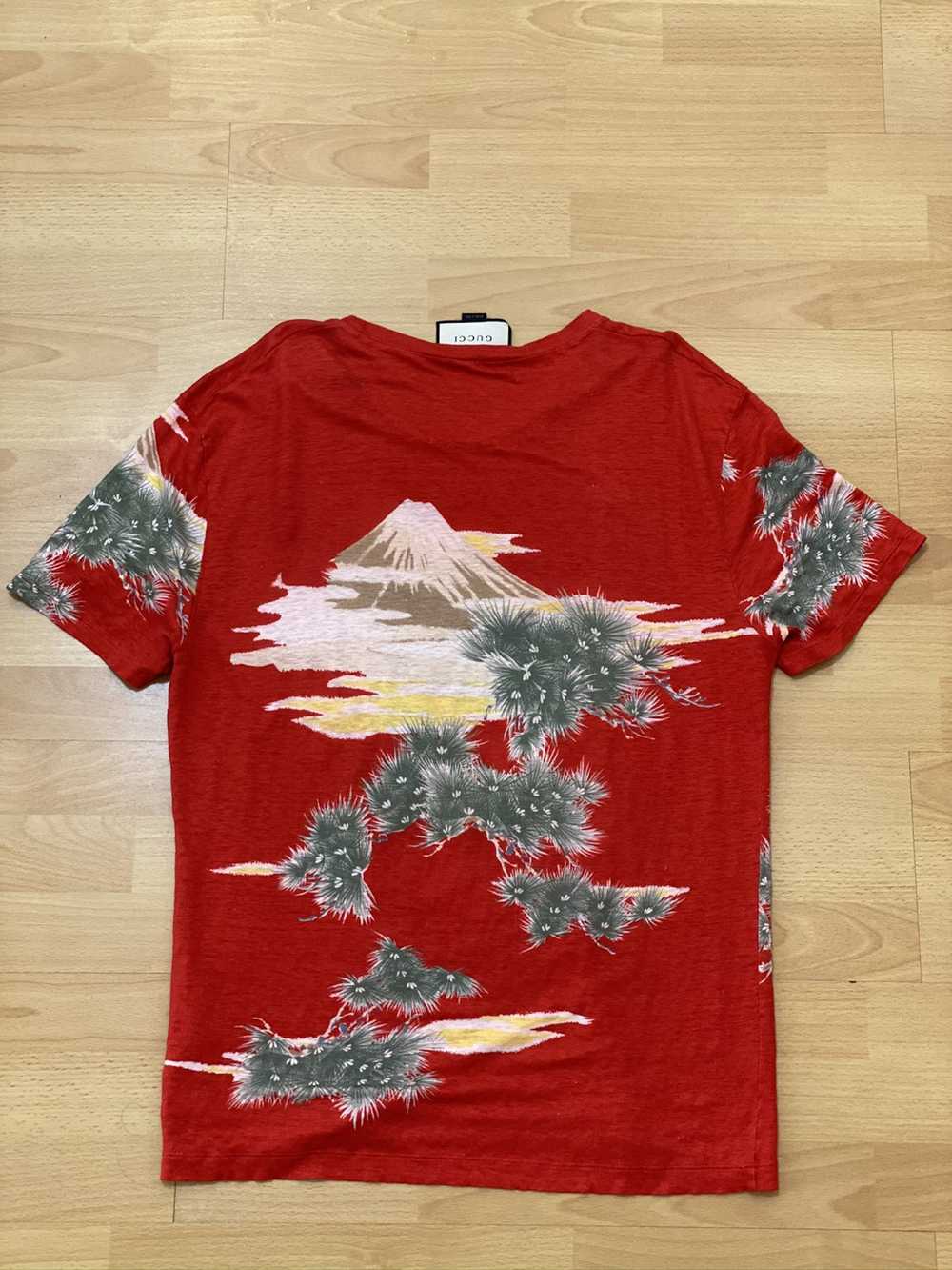 Gucci RARE Japan Exclusive GUCCI Eagle Tshirt RED… - image 2