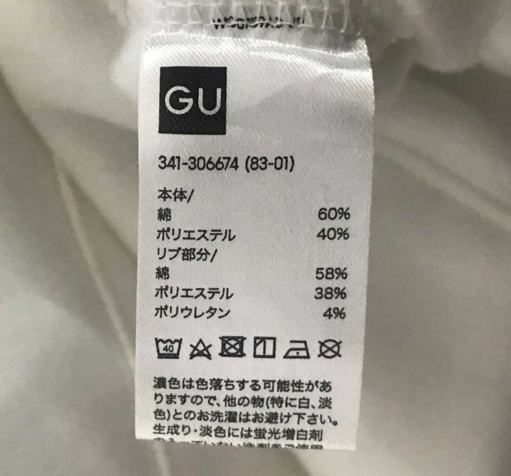 GU × Japanese Brand × Vintage Gu Plain Sweatshirt… - image 4