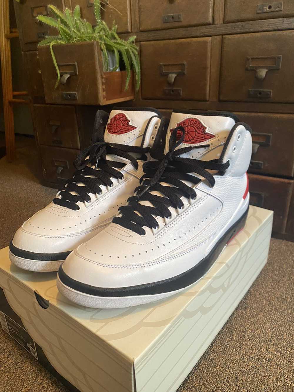 Jordan Brand × Nike Retro 2 Chicago 10.5 - image 1