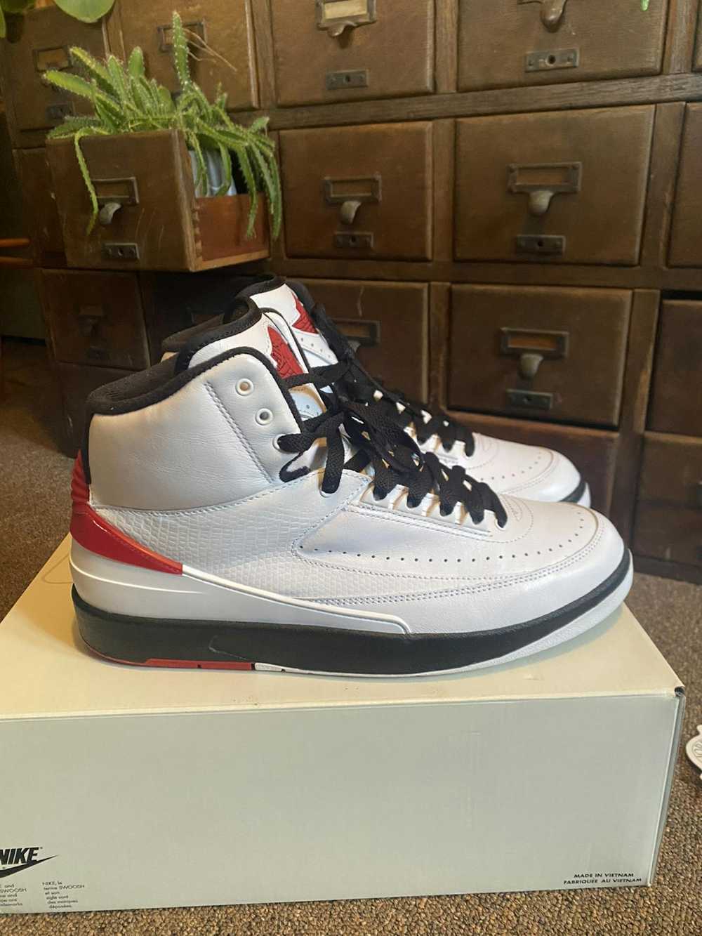 Jordan Brand × Nike Retro 2 Chicago 10.5 - image 4