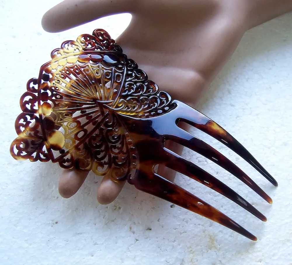 Faux shell Spanish style hair comb with pierced d… - image 11