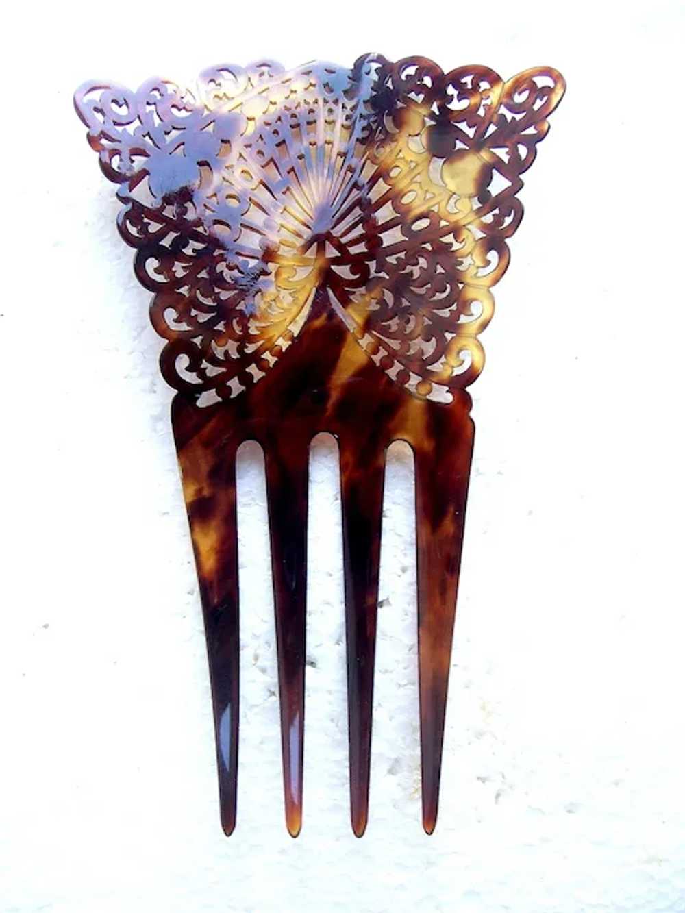 Faux shell Spanish style hair comb with pierced d… - image 2