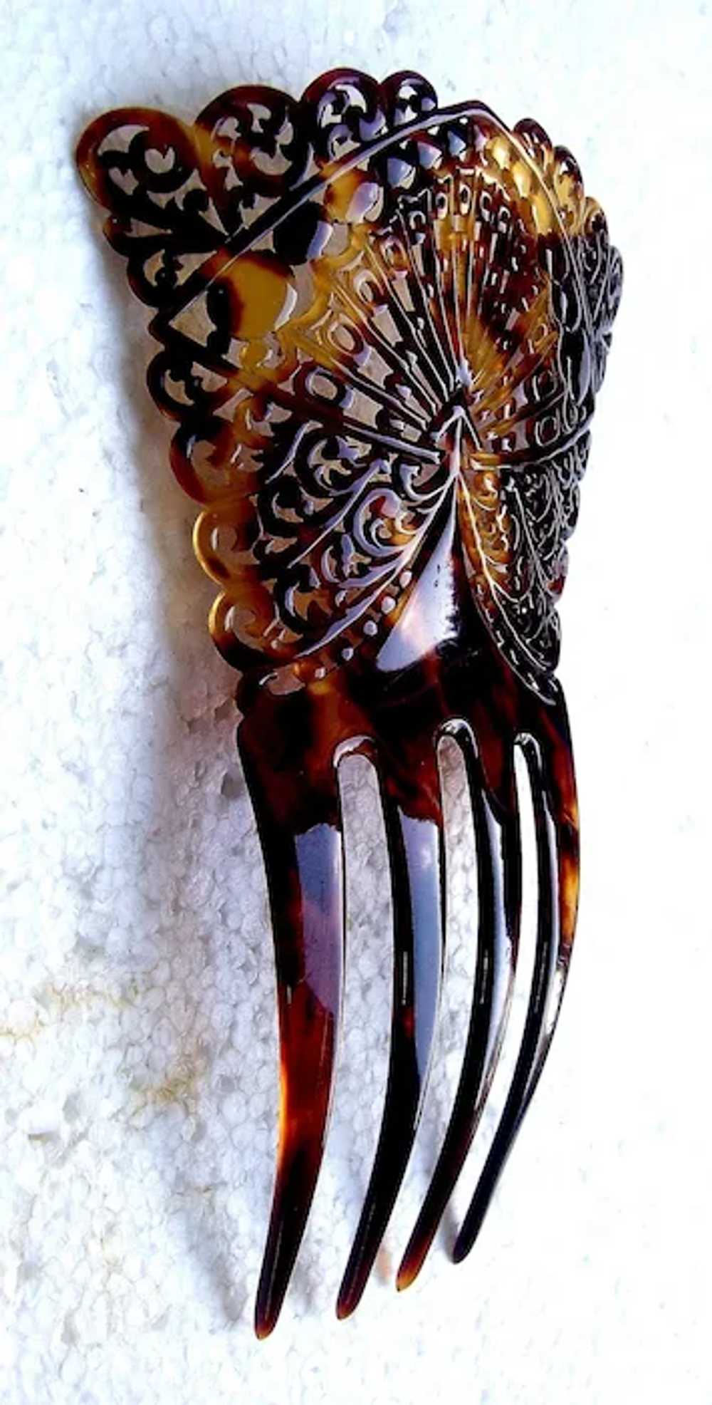 Faux shell Spanish style hair comb with pierced d… - image 6