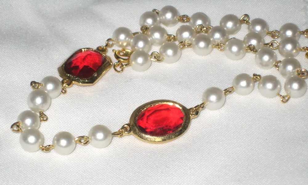 Imitation Pearl Necklace with Red Glass Gems - image 5