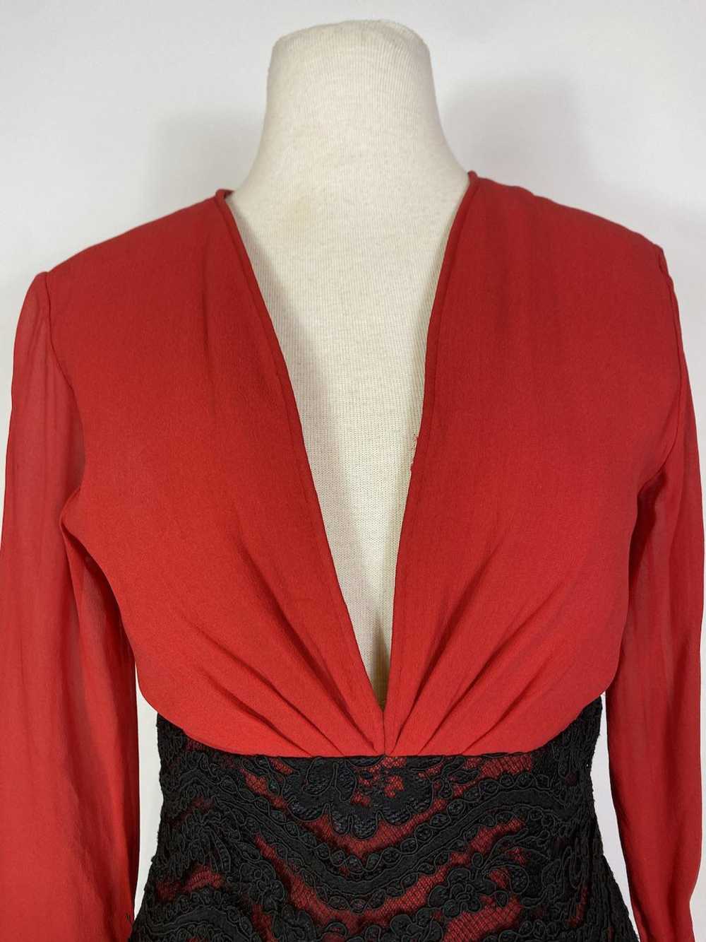 1970s - 1980s Red Silk Chiffon Satin Black Lace D… - image 3