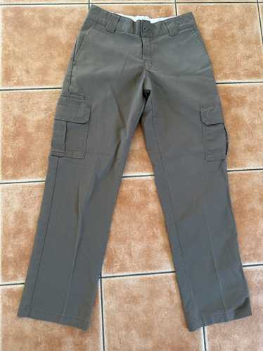 Dickies Men's Skateboarding Pants, Regular Fit 4-Pocket Straight Leg  Cotton-Poly