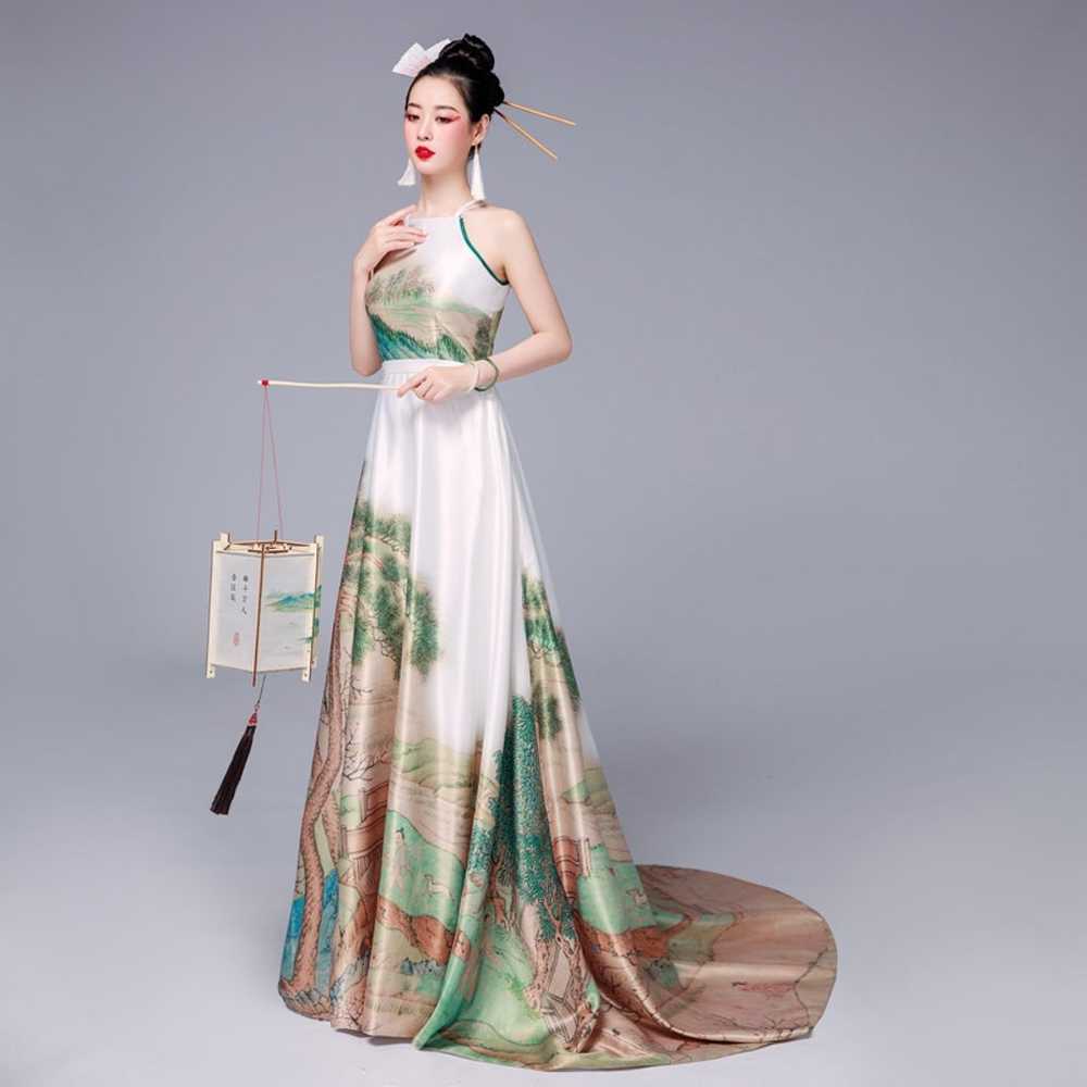 One and Only Gown with Exotic Chinese Style - image 3