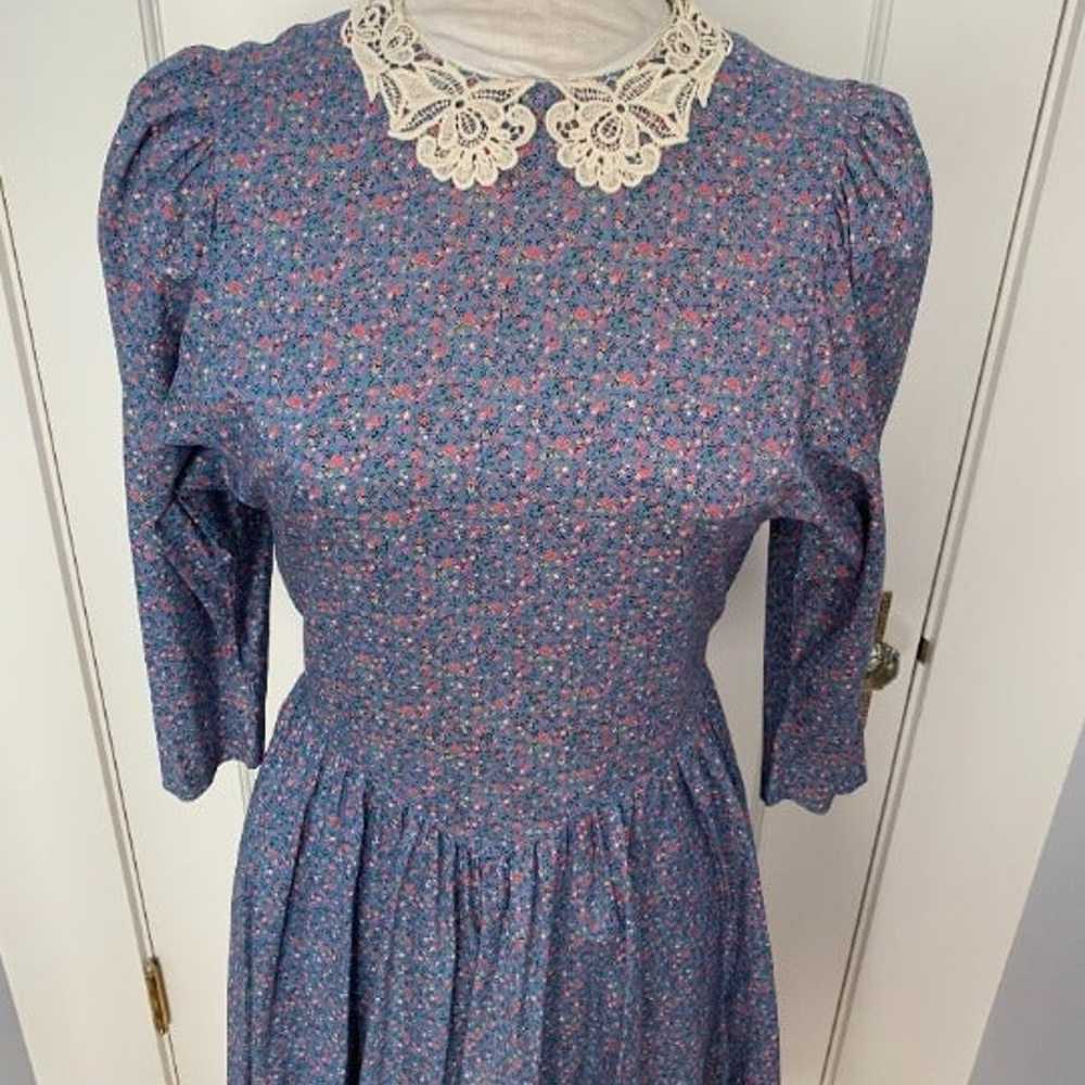 Vintage Bespoke Blue White Floral Dress - image 5