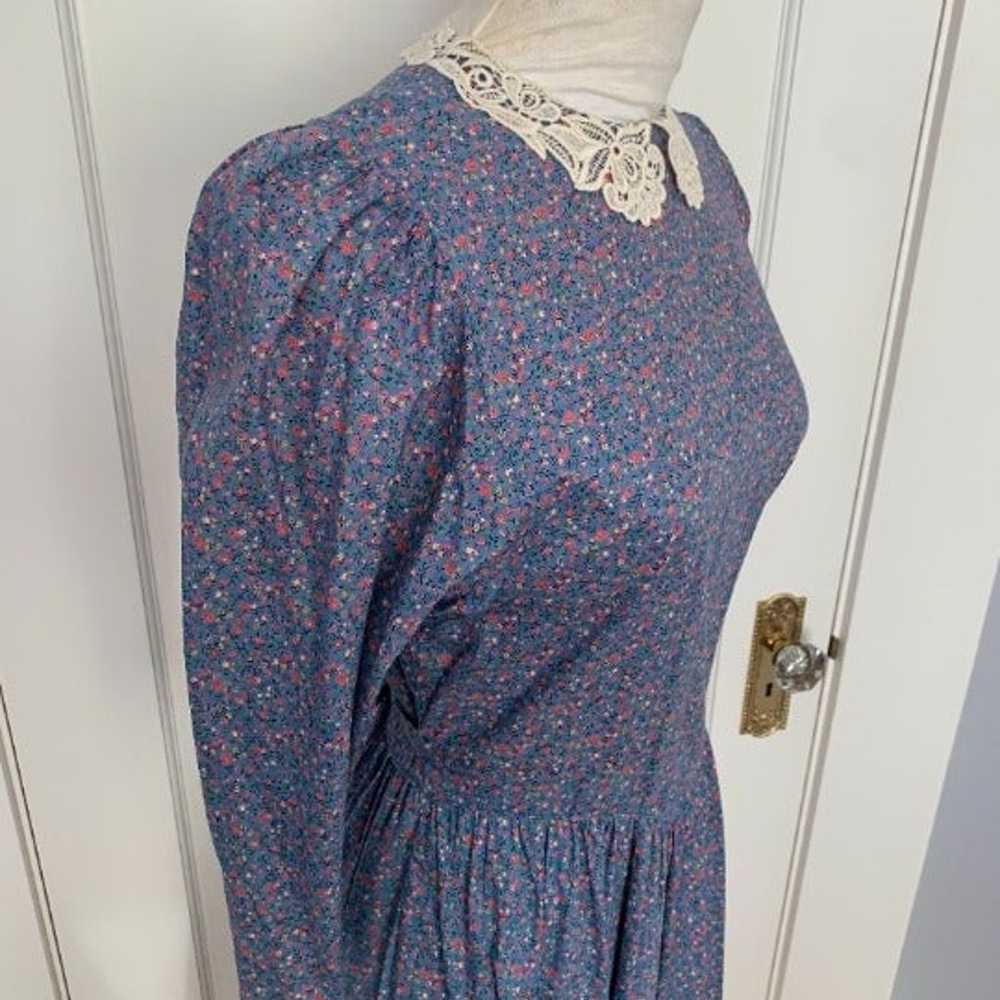 Vintage Bespoke Blue White Floral Dress - image 6