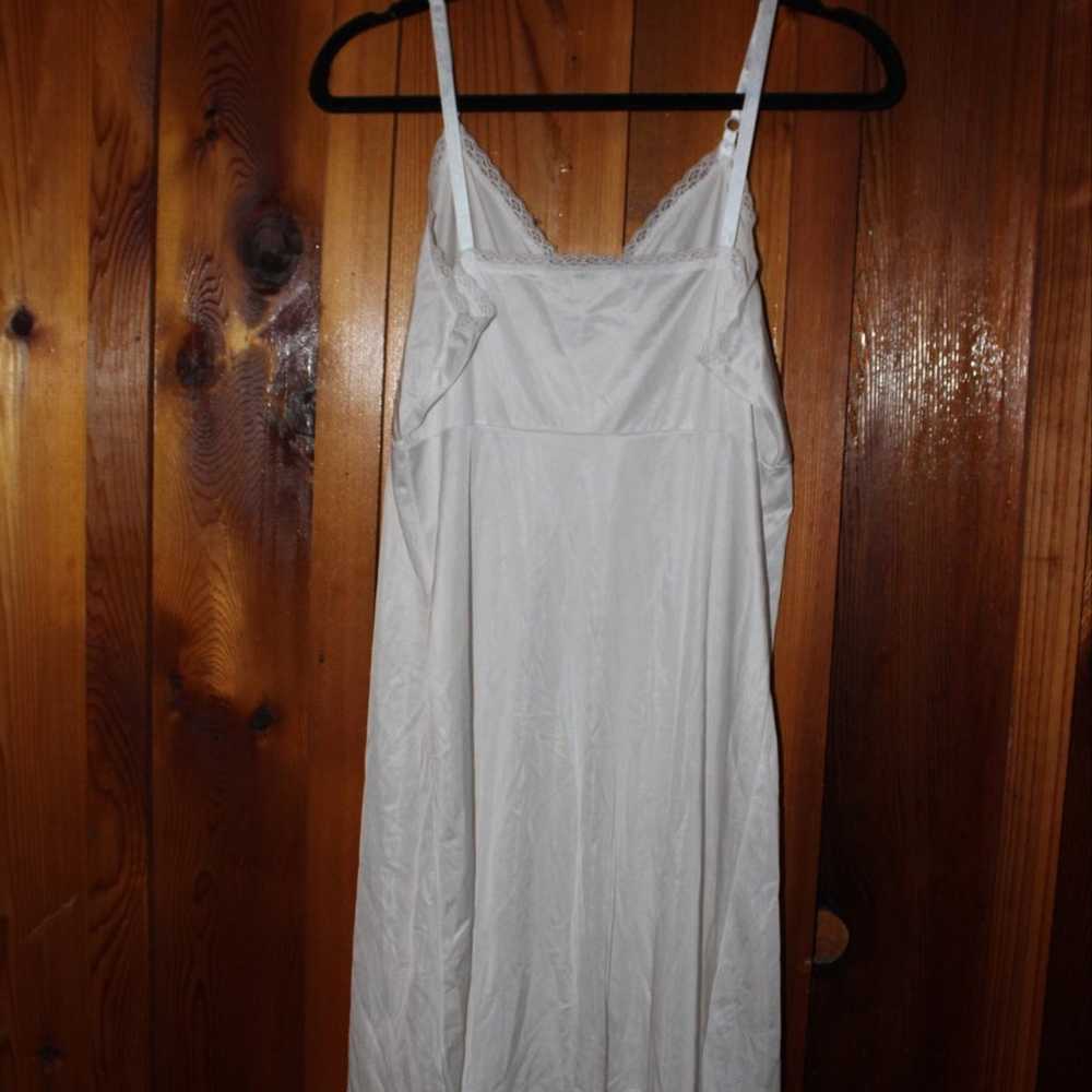 white silk dress - image 4