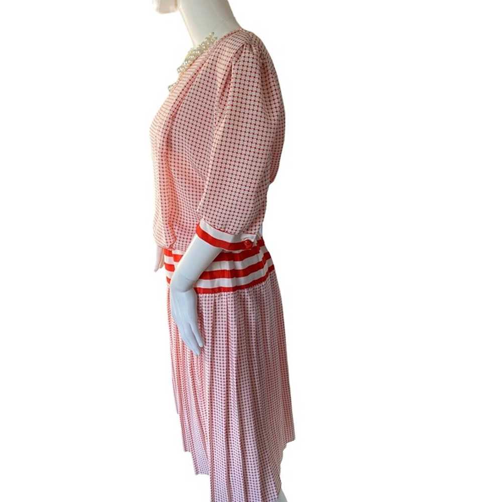 VINTAGE 70'S PERCEPTIONS RED WHITE PLEATED DRESS … - image 2