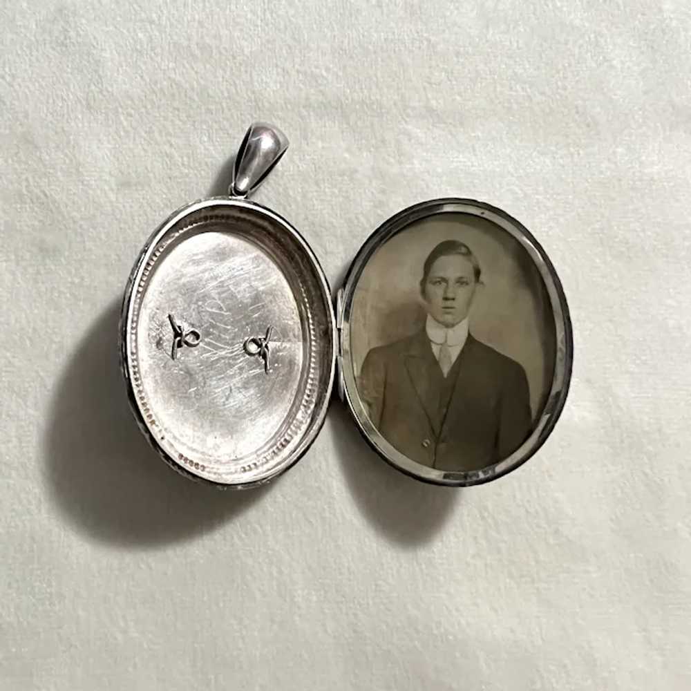 Antique Victorian Silver MIZPAH Locket - image 4