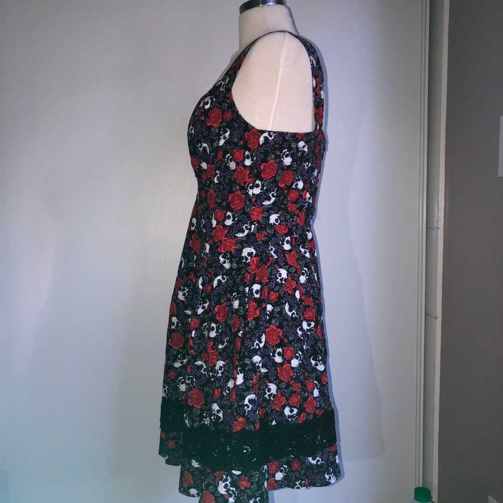 Hot Topic Flower and Skull Dress Vintage Style XL - image 4