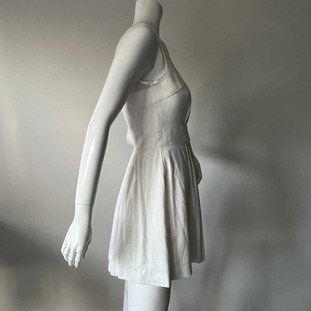Bebe pleated white mini dress size 0 - image 5