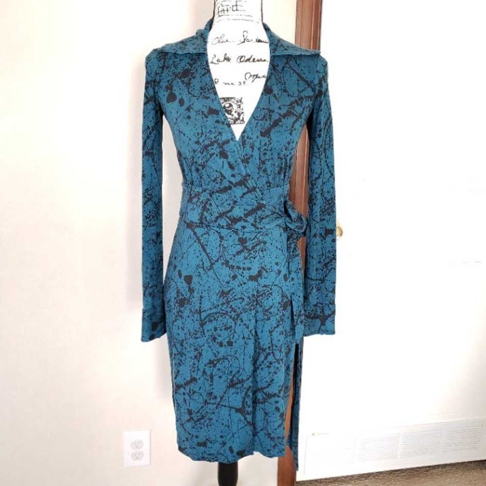 Diane Von Furstenberg Vintage 100% Silk Wrap Dres… - image 1