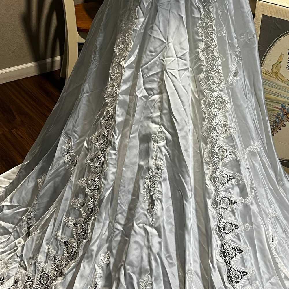 Vintage 80s-90s modest wedding gown dress & veil … - image 10