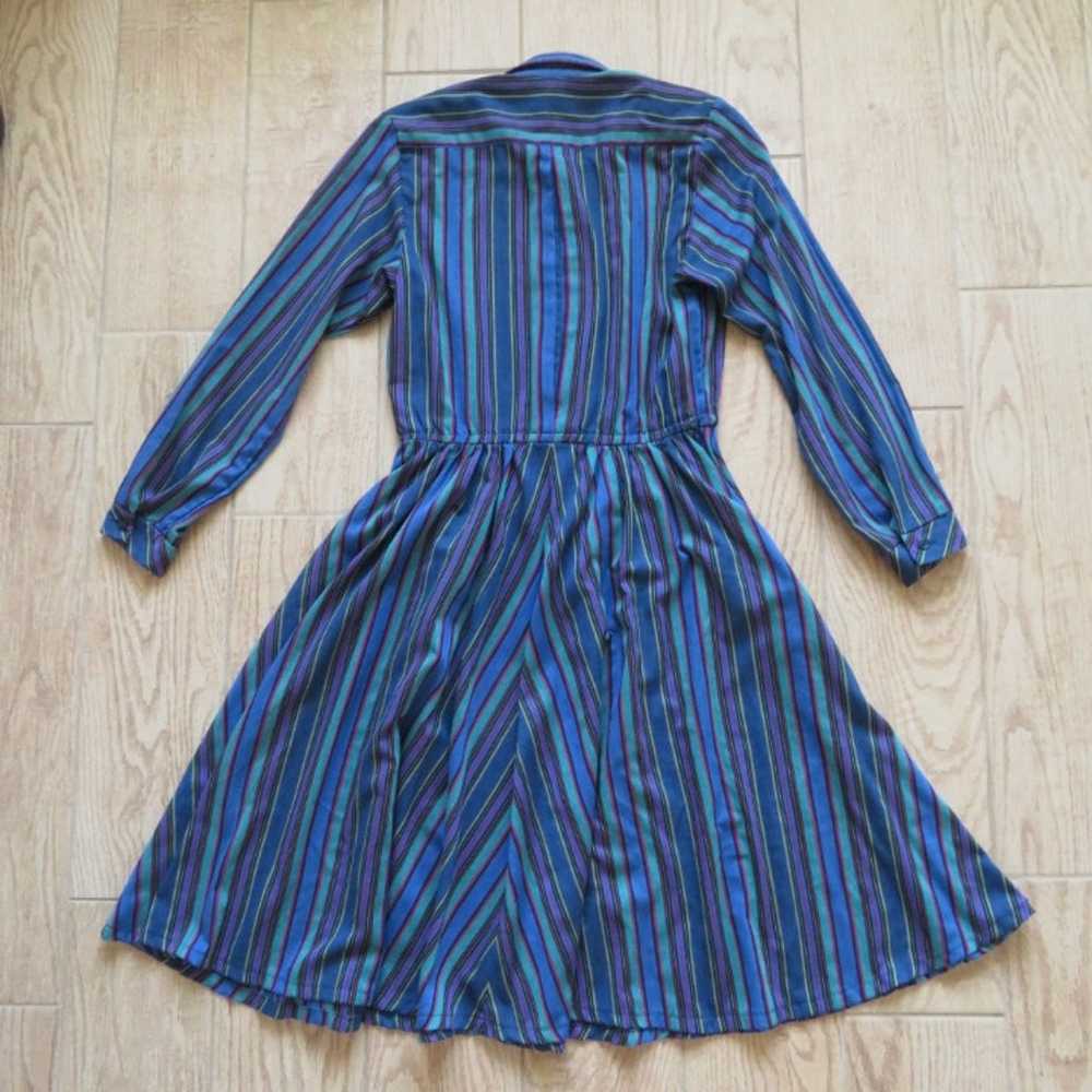 Vintage 1970s or 1980s EJM Petite Striped Shirtdr… - image 9