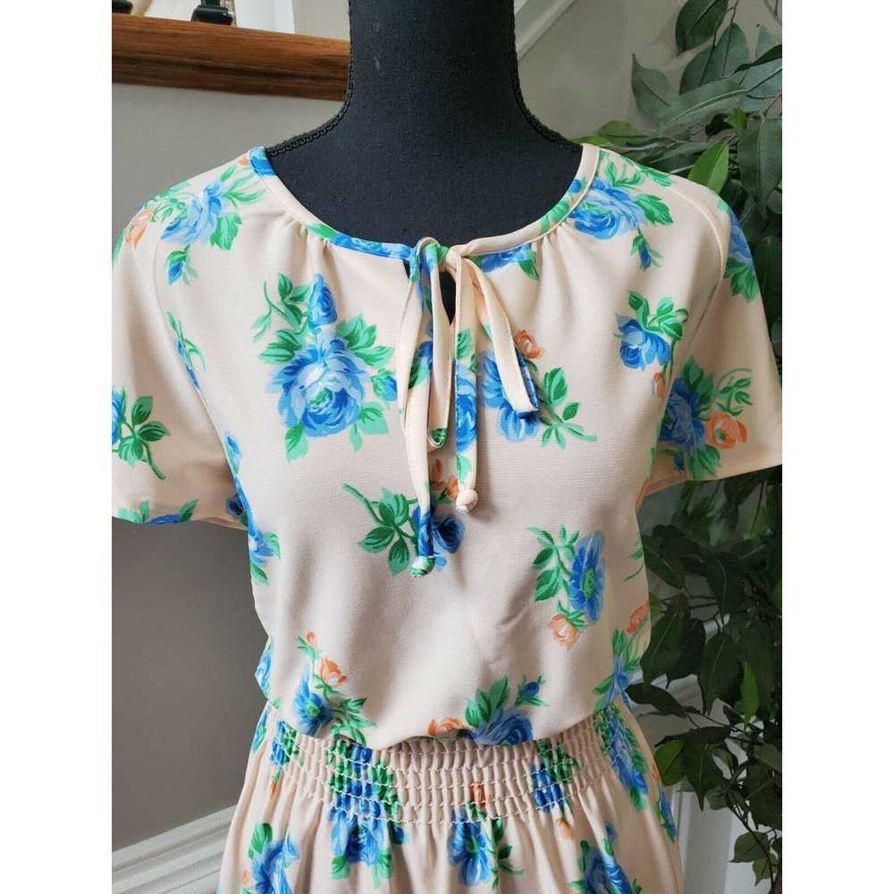 Haypence Floral Round Neck Vintage Dress - image 2