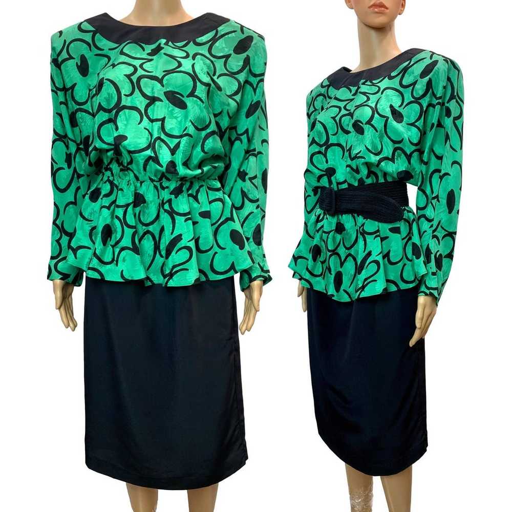 80s Green & Black Batwing Peplum Dress Mod Floral… - image 4