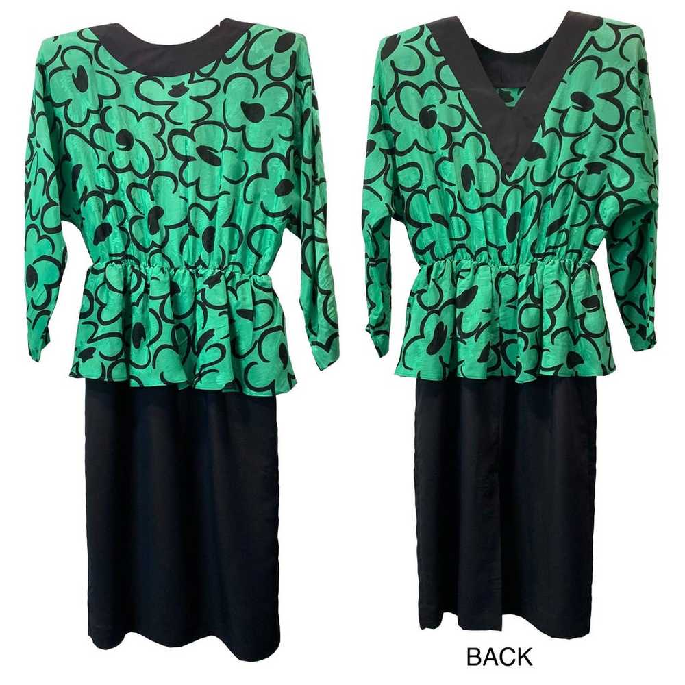 80s Green & Black Batwing Peplum Dress Mod Floral… - image 5