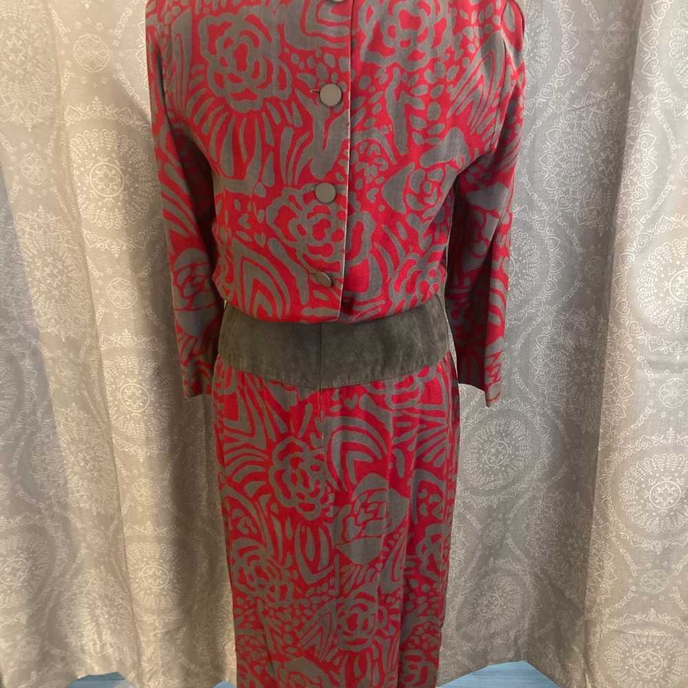 100% Silk “Vintage” Dress w/ Suede Waist by St Gi… - image 10