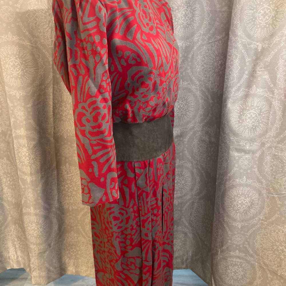 100% Silk “Vintage” Dress w/ Suede Waist by St Gi… - image 11