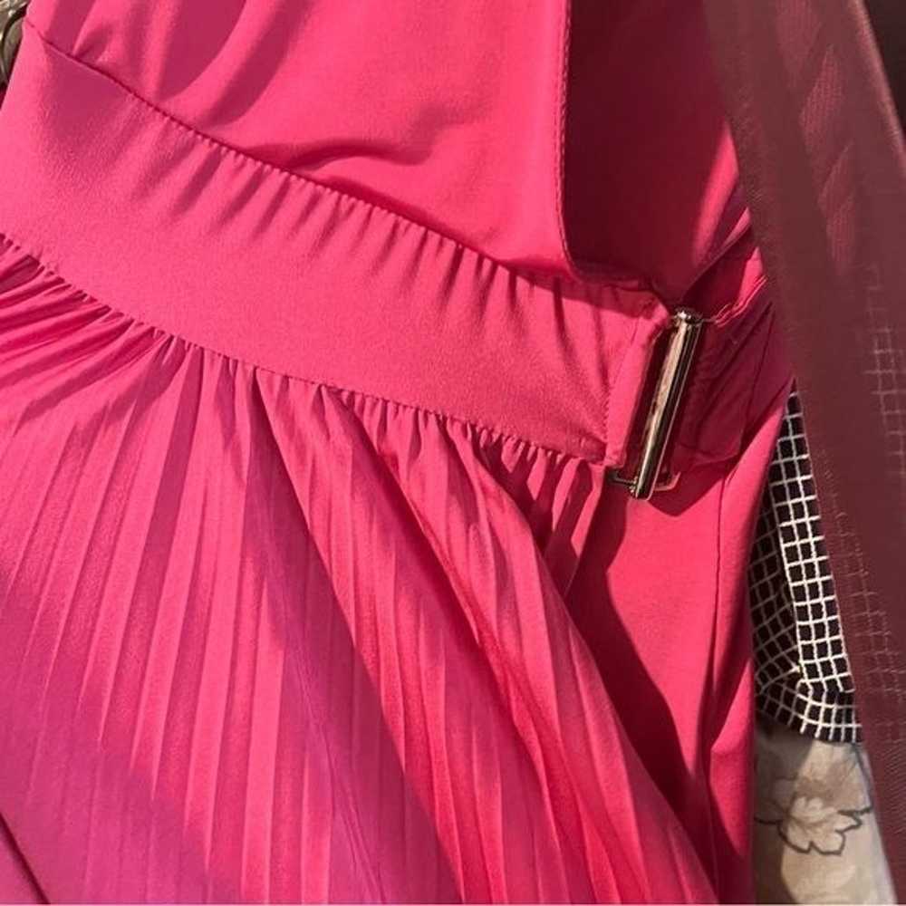 Vintage Pink V-Neck Flowy Stretch Dress Knee Leng… - image 10