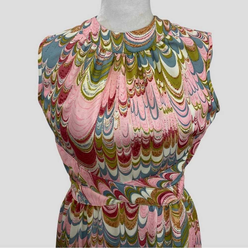 Vintage 60s 70s Leslie Fay Pink Psychedelic Swirl… - image 2