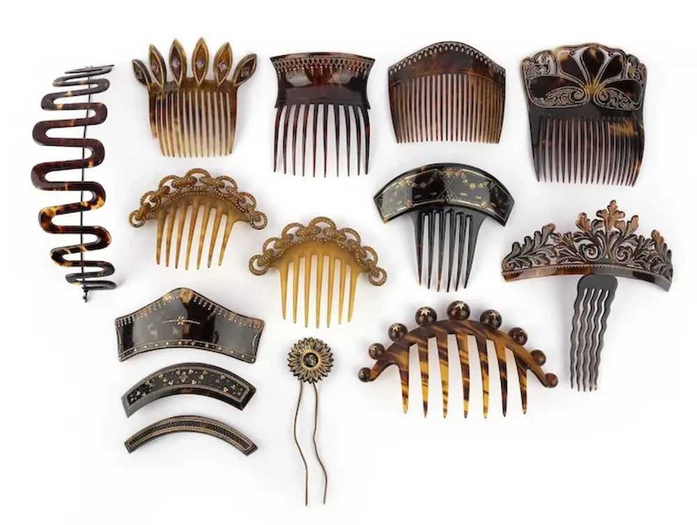 Decorative Victorian hair comb topper with pique … - image 9