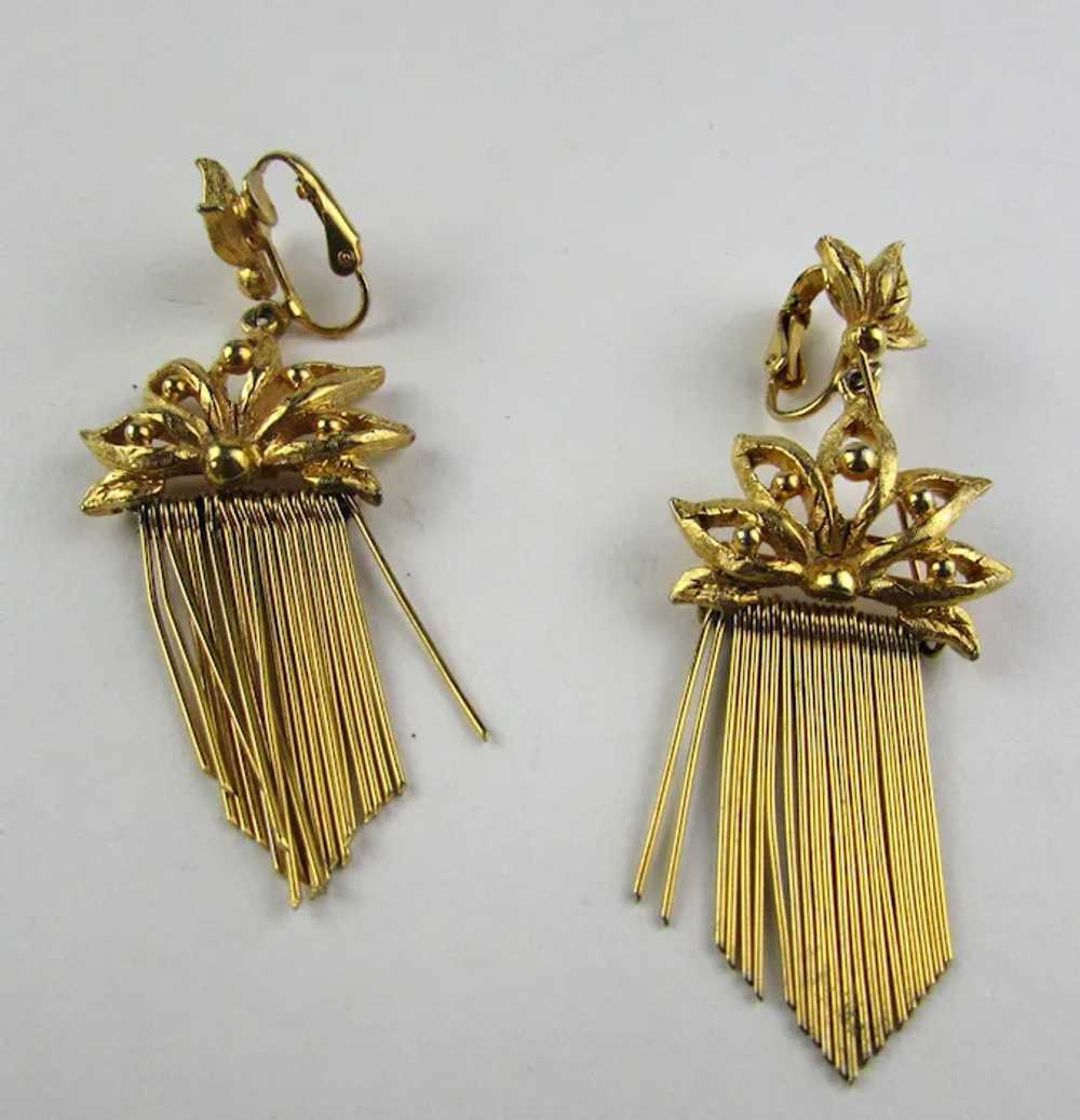 Vintage Florenza Gold Tone Clip On Earrings With … - image 12