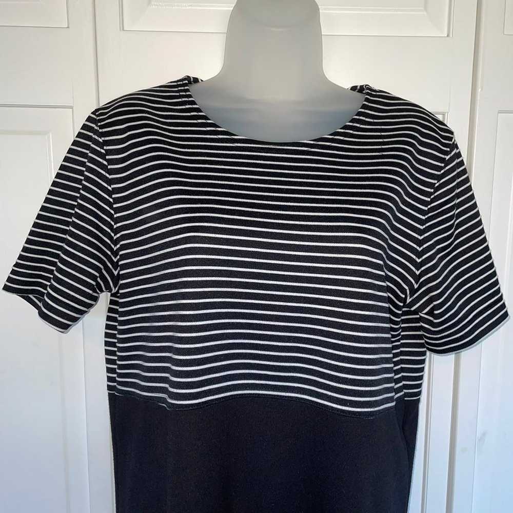 Black White Stripe T-Shirt Dress Short Sleeve Cat… - image 2