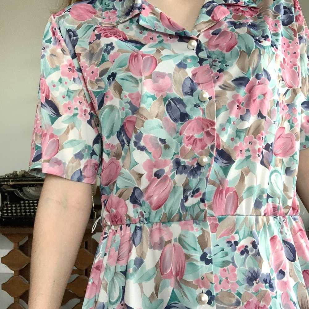 Vintage short sleeve floral midi dress - image 8