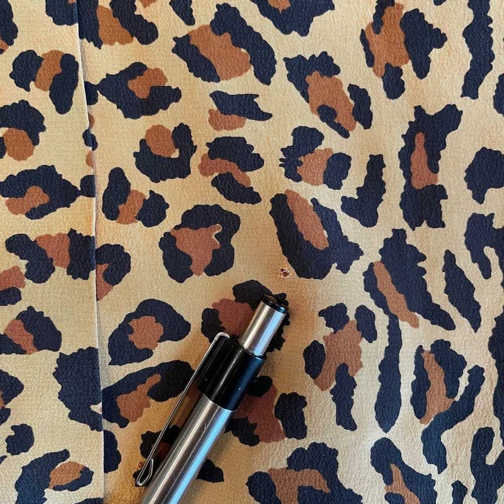 Vintage 80s 90s 100% Silk Animal Leopard Print Sh… - image 11