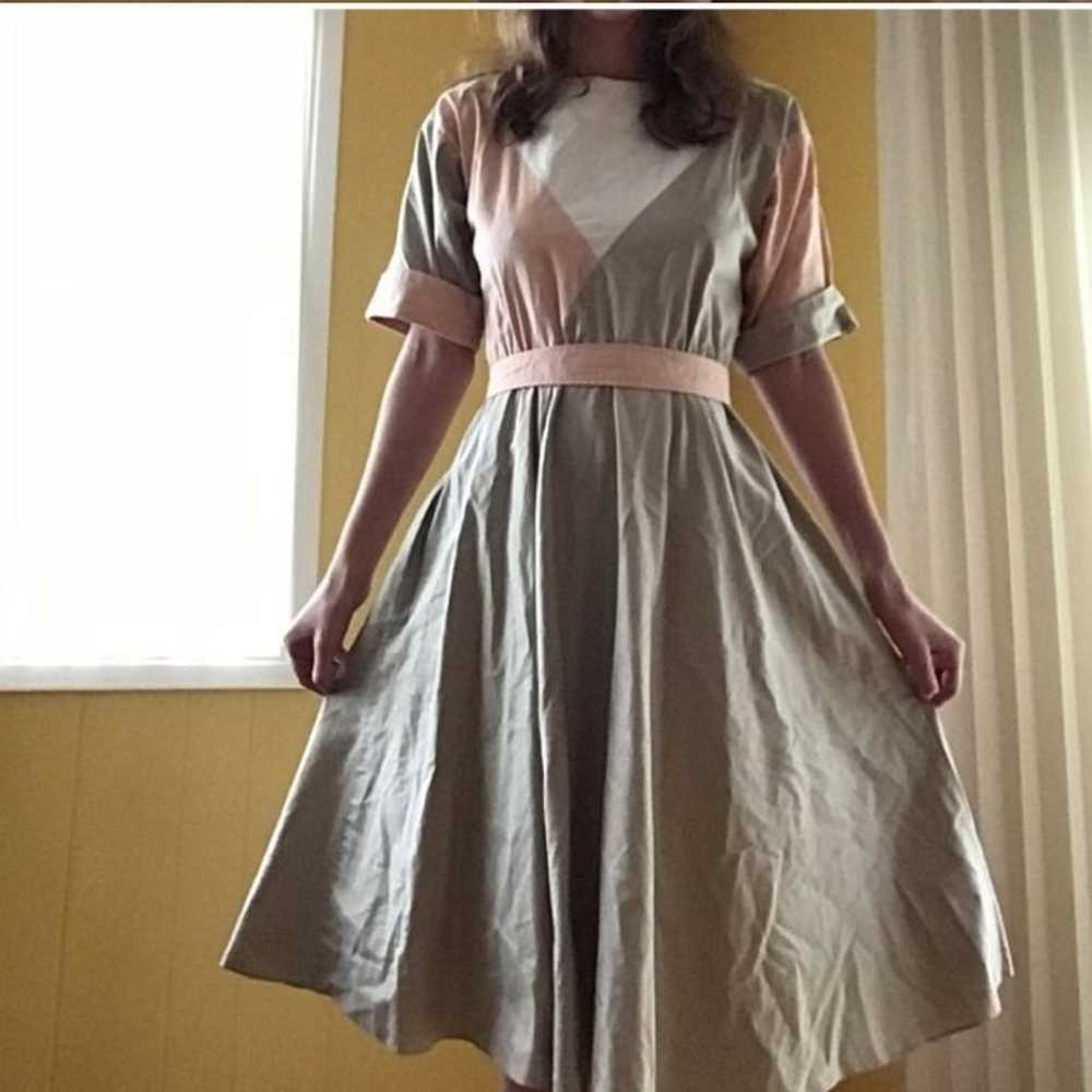 Vintage 1980s does 50s grey, pink white - image 3