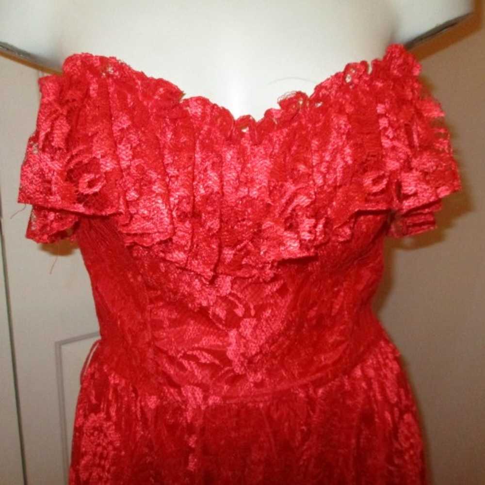 Steppin Out vintage strapless lace dress - image 2