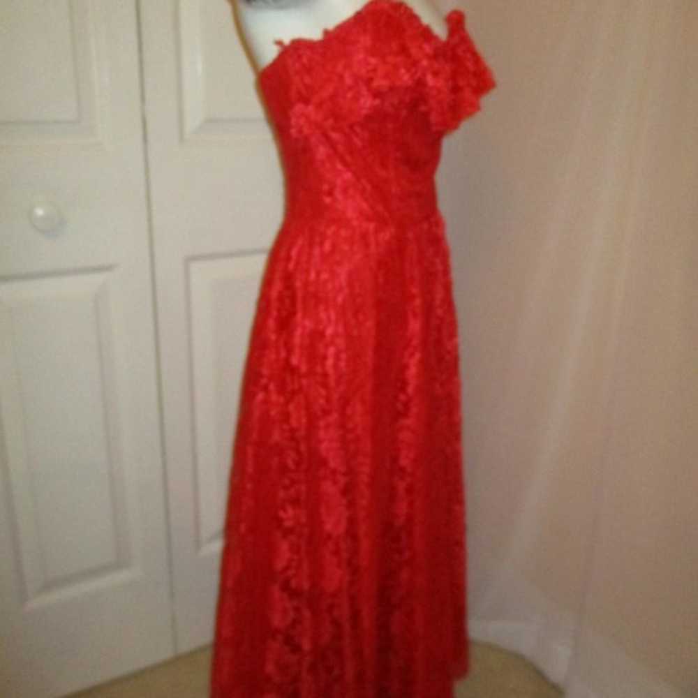 Steppin Out vintage strapless lace dress - image 3