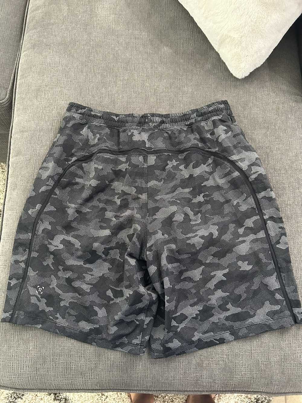 Lululemon Black and grey camo shorts - image 2