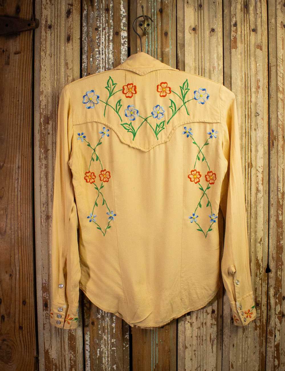 Vintage Vintage Made In Heaven Embroidery Pearl S… - image 3