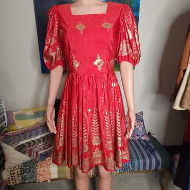 WOW Vintage 40s 50s Red & Gold Puff Sleeve Dress