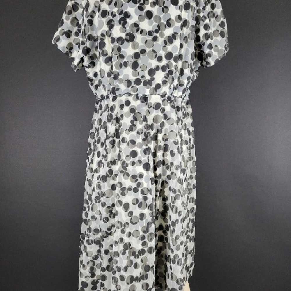 50s/60s Polka Dot Keyhole Neckline Dress - image 6