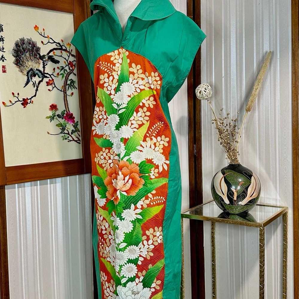 Green Statement Collar Caftan w/ Silk Floral Kimo… - image 2
