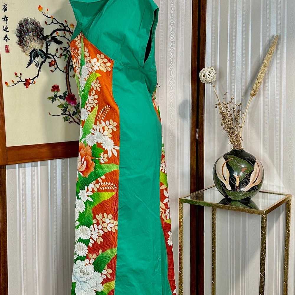 Green Statement Collar Caftan w/ Silk Floral Kimo… - image 3