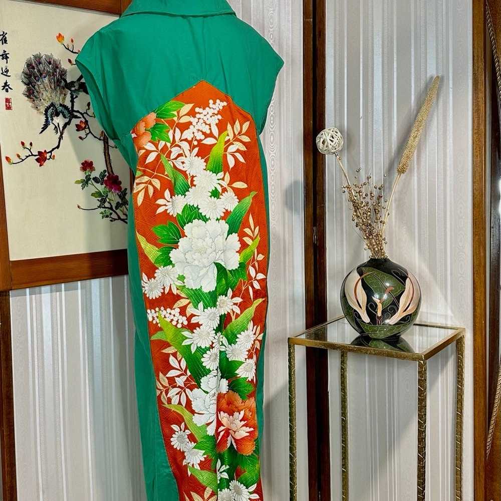 Green Statement Collar Caftan w/ Silk Floral Kimo… - image 4