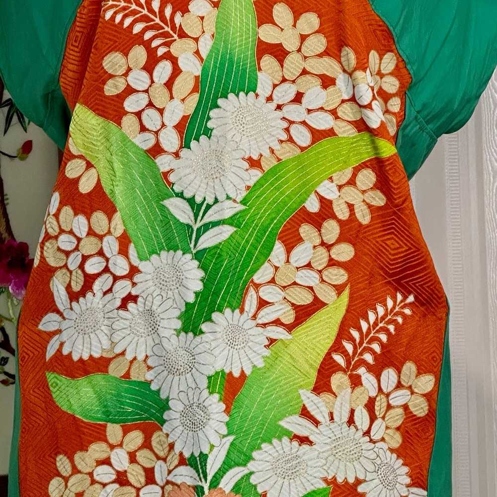 Green Statement Collar Caftan w/ Silk Floral Kimo… - image 7