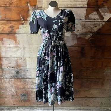1980’s Vintage Floral & Black Fit n’ Flare Dress - image 1