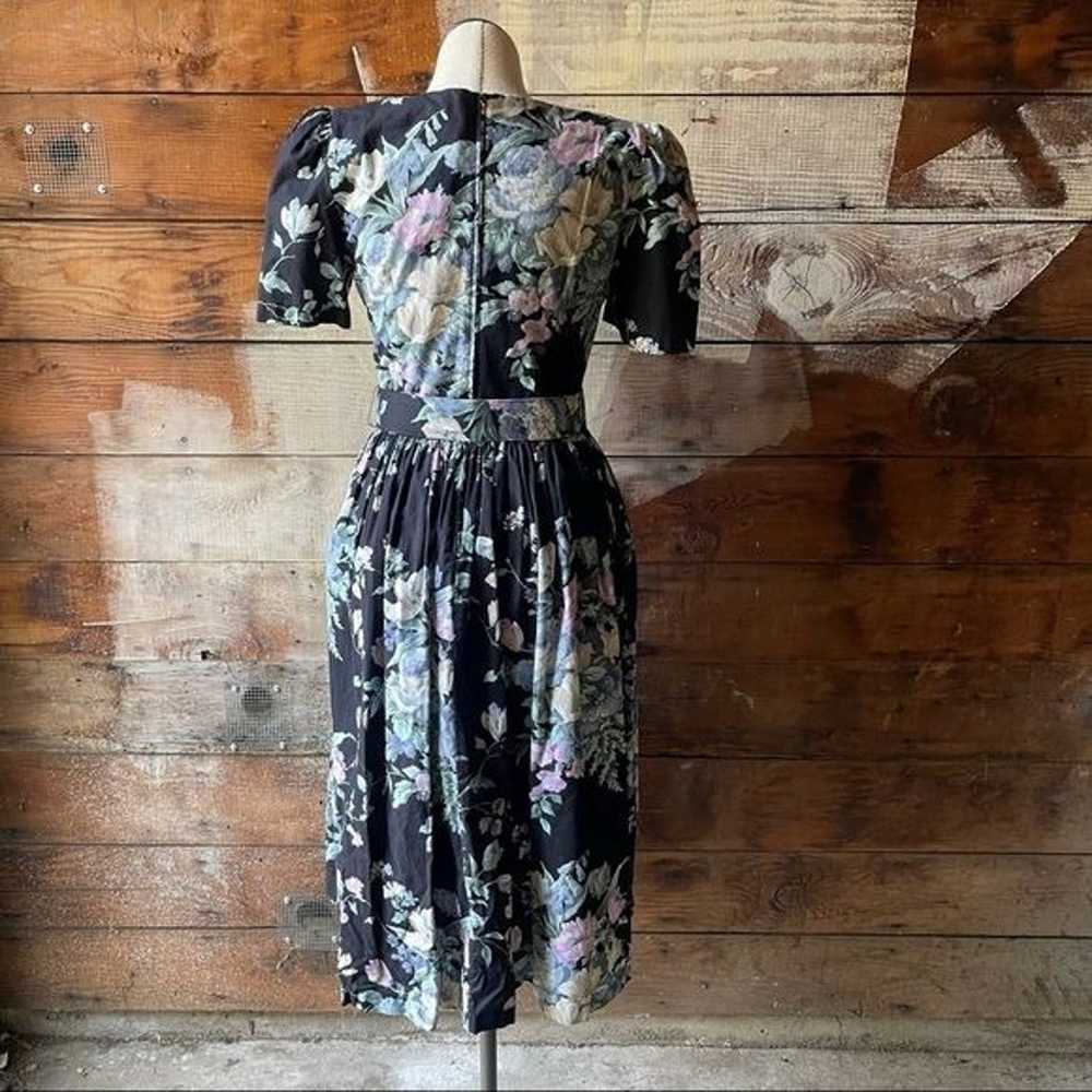 1980’s Vintage Floral & Black Fit n’ Flare Dress - image 7