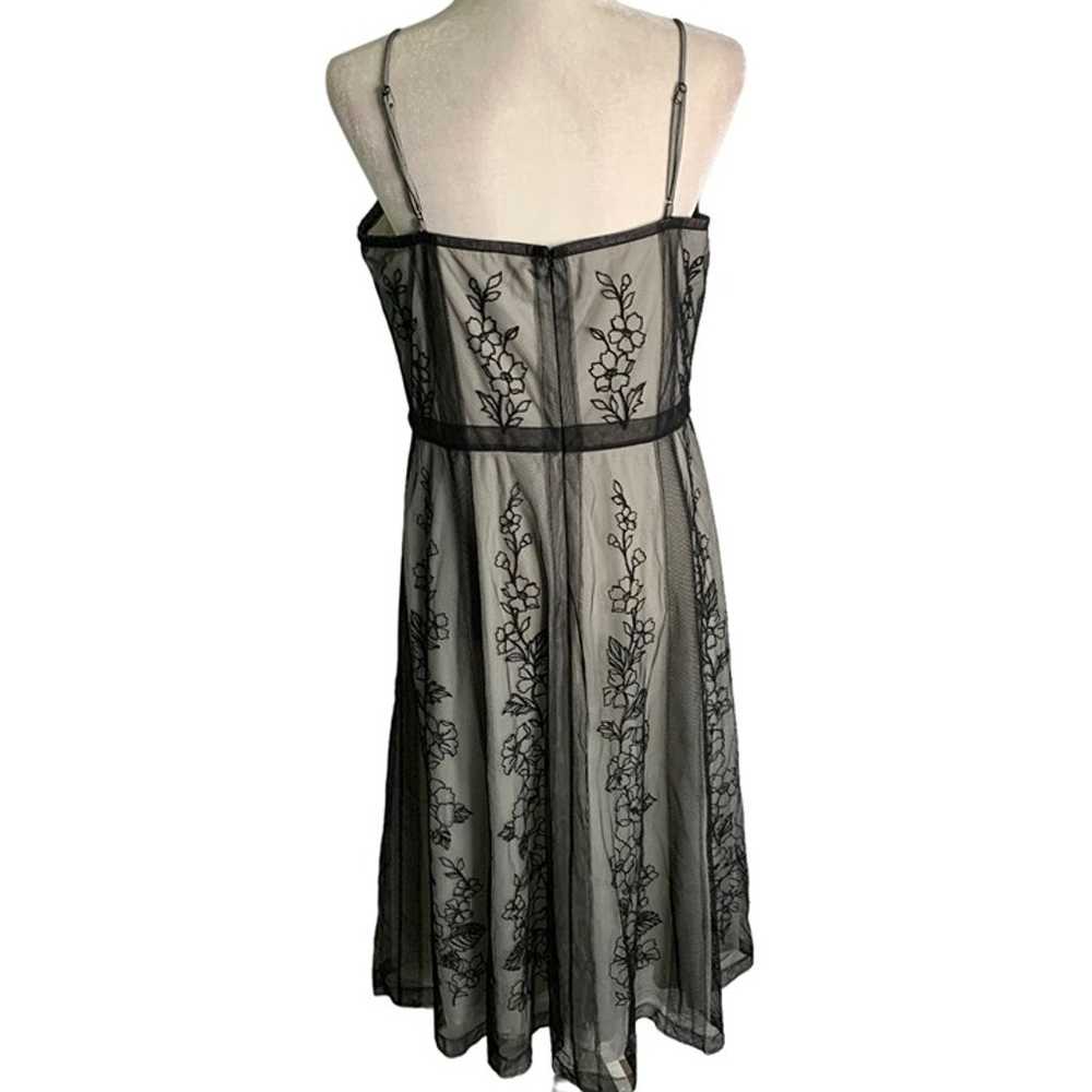 Papell Boutique Embroidered Mesh Swing Dress 14 B… - image 4
