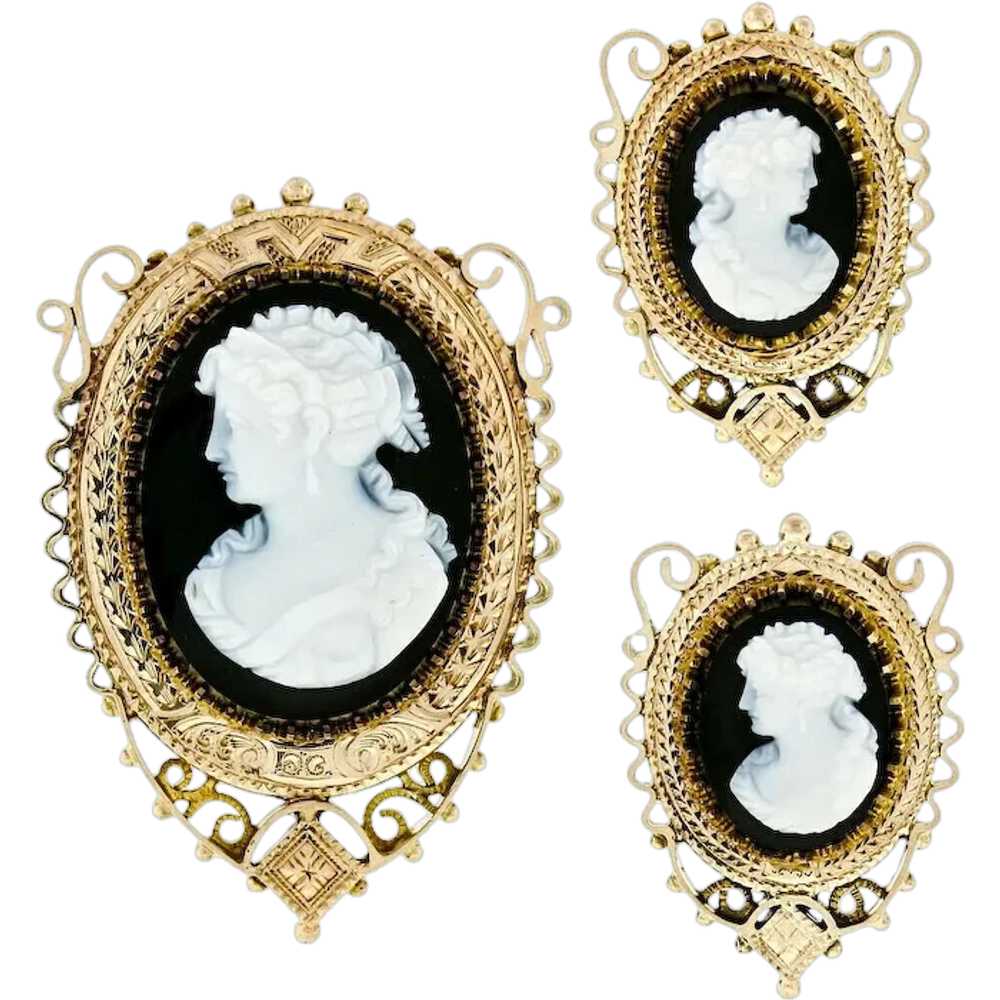 Antique Victorian 14k Gold Oval Black & White Car… - image 1