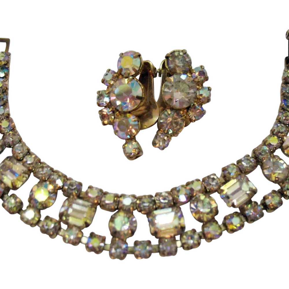 High End Emerald Round Rhinestone Vintage Bracele… - image 1